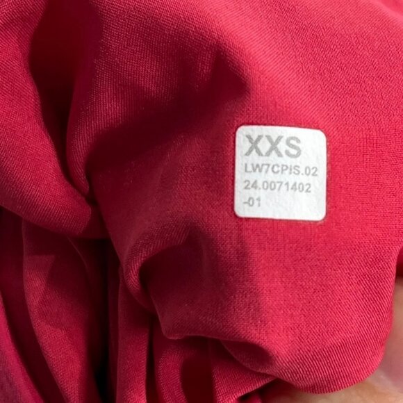 Lululemon NWT Stretch Woven Relaxed-Fit High-Rise Short 4" Cherry Mist - Picture 8 of 9